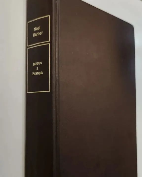 Livro - Adeus à França