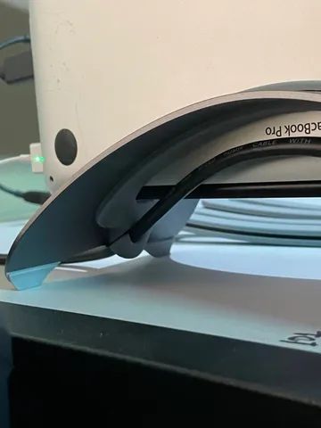 Suporte Vertical em alumínio para Macbooks/notebooks - Foto 2