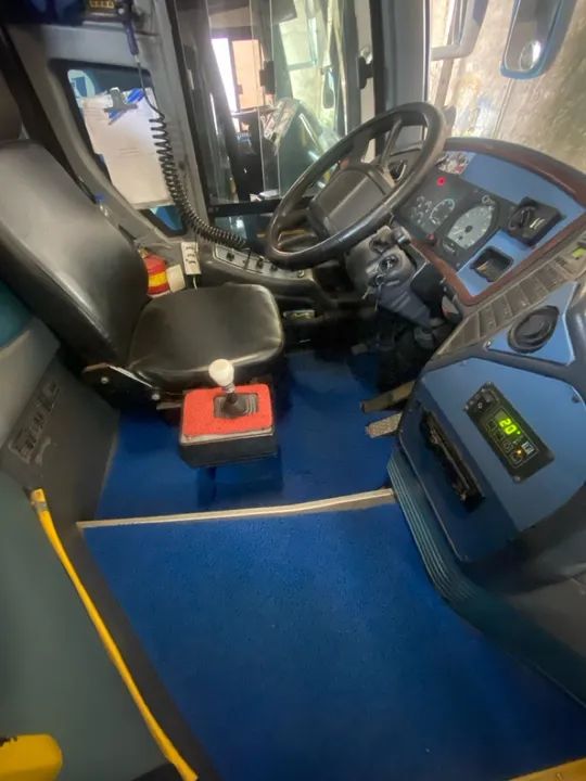 Ônibus Marcopolo com Ar Condicionado - Foto 10