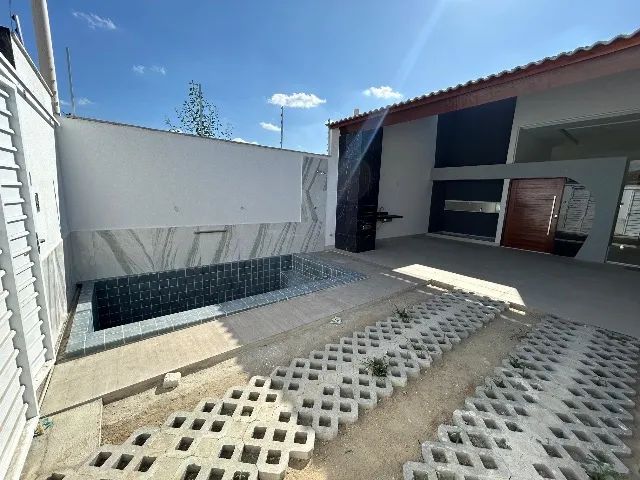 Casa à Venda no Bairro Luiz Gonzaga - Caruaru