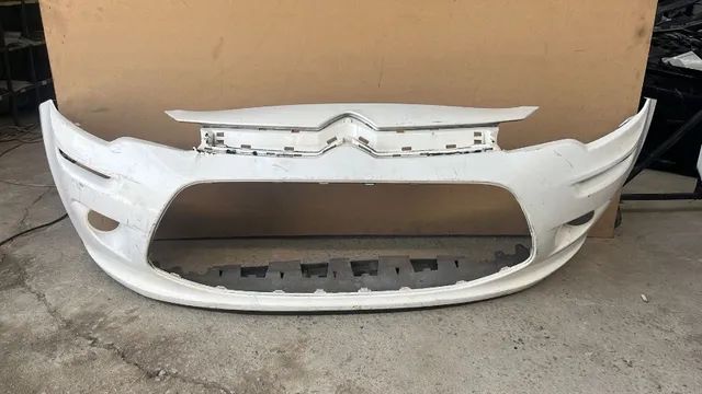 Para-choque citroen C3 2015 c/detalhes...