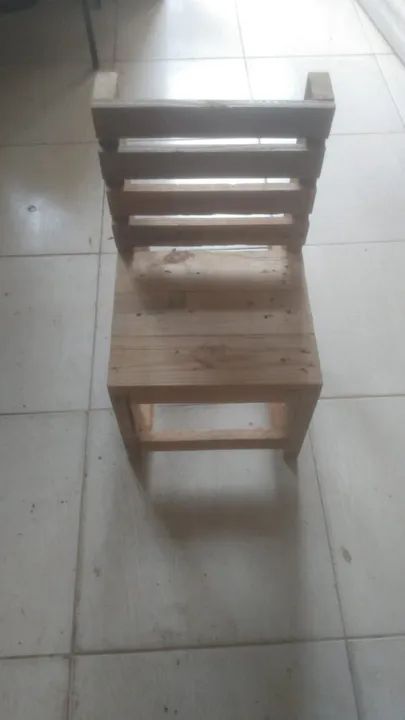 Cadeira de Paletes para Crianças 