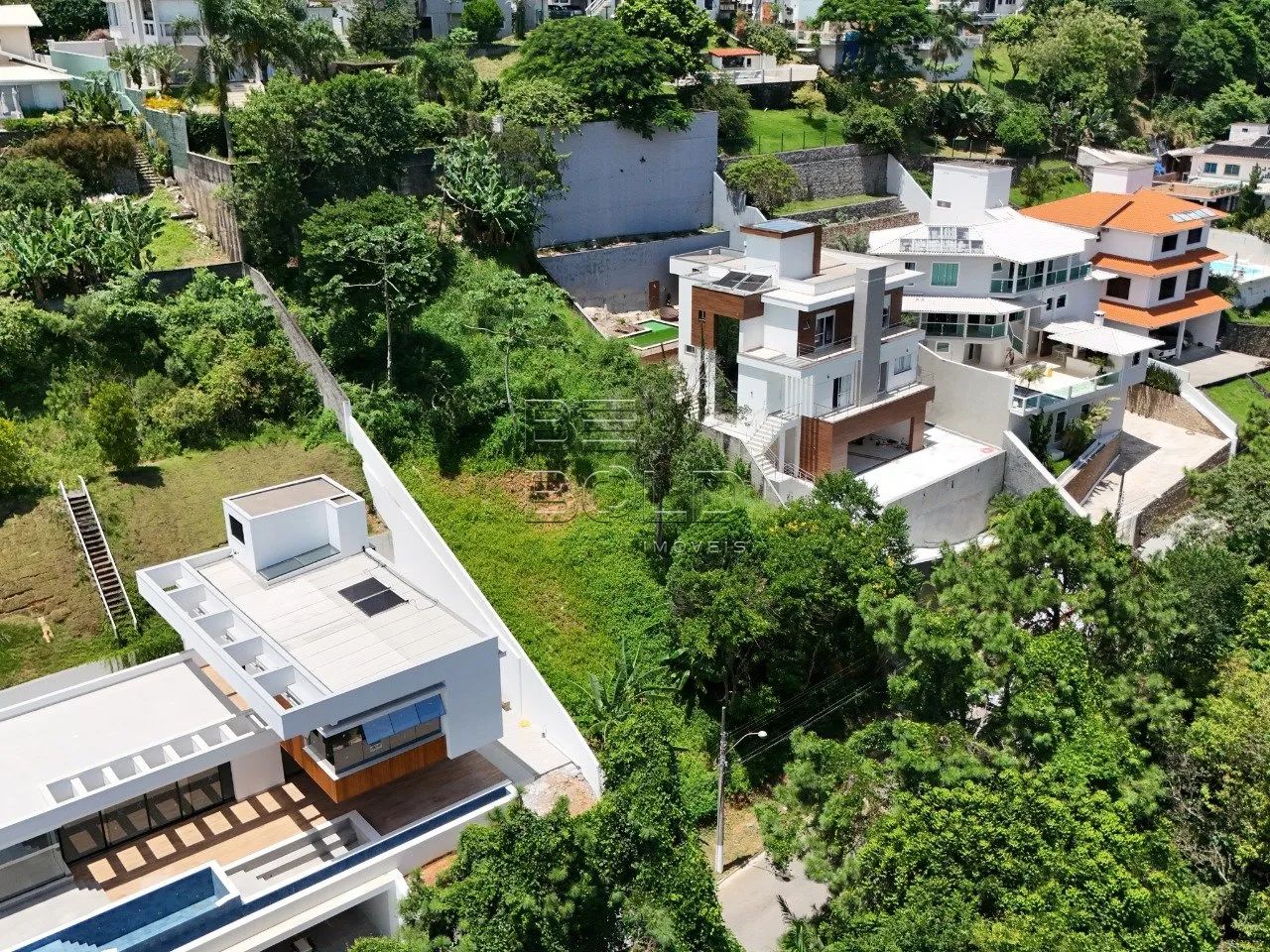 Terreno no Bosque das Mansões