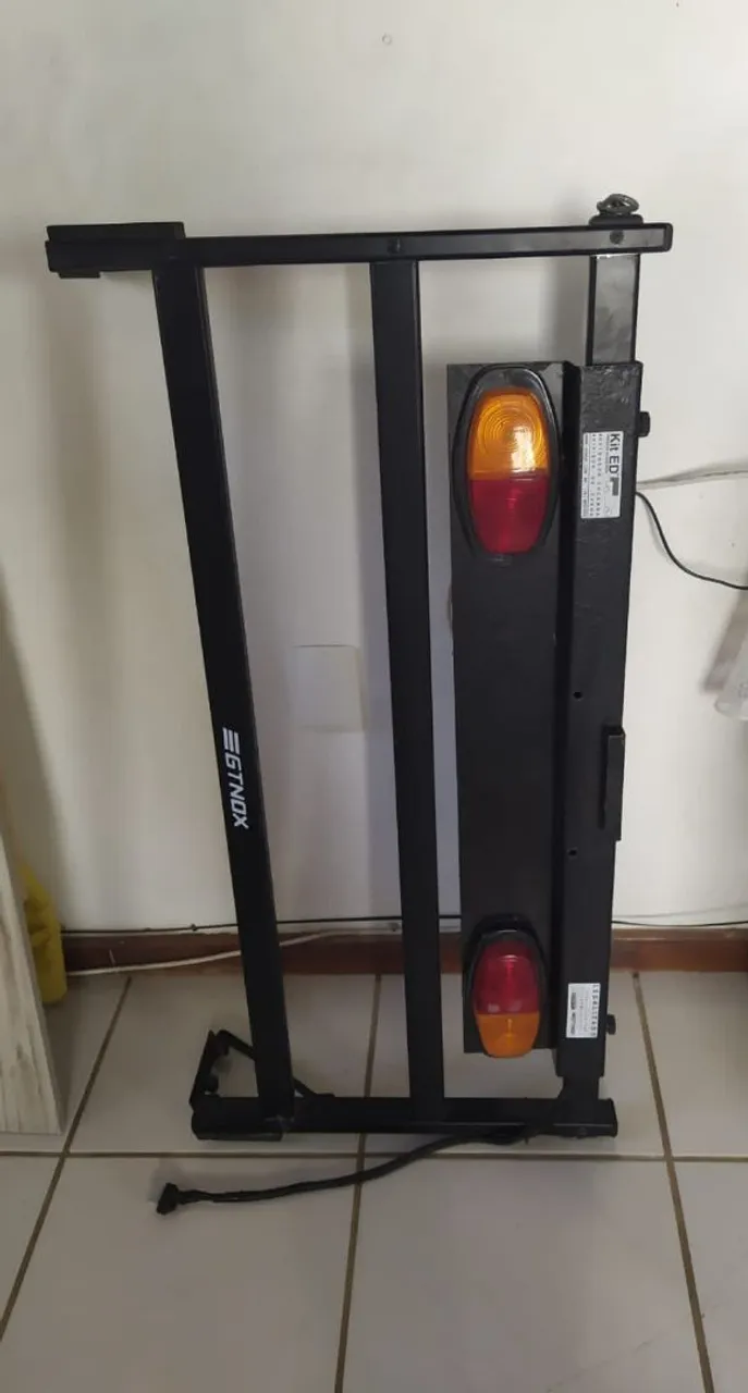Extensor de Caçamba Fiat Toro 2019 - Incompleto (Para Reposição)