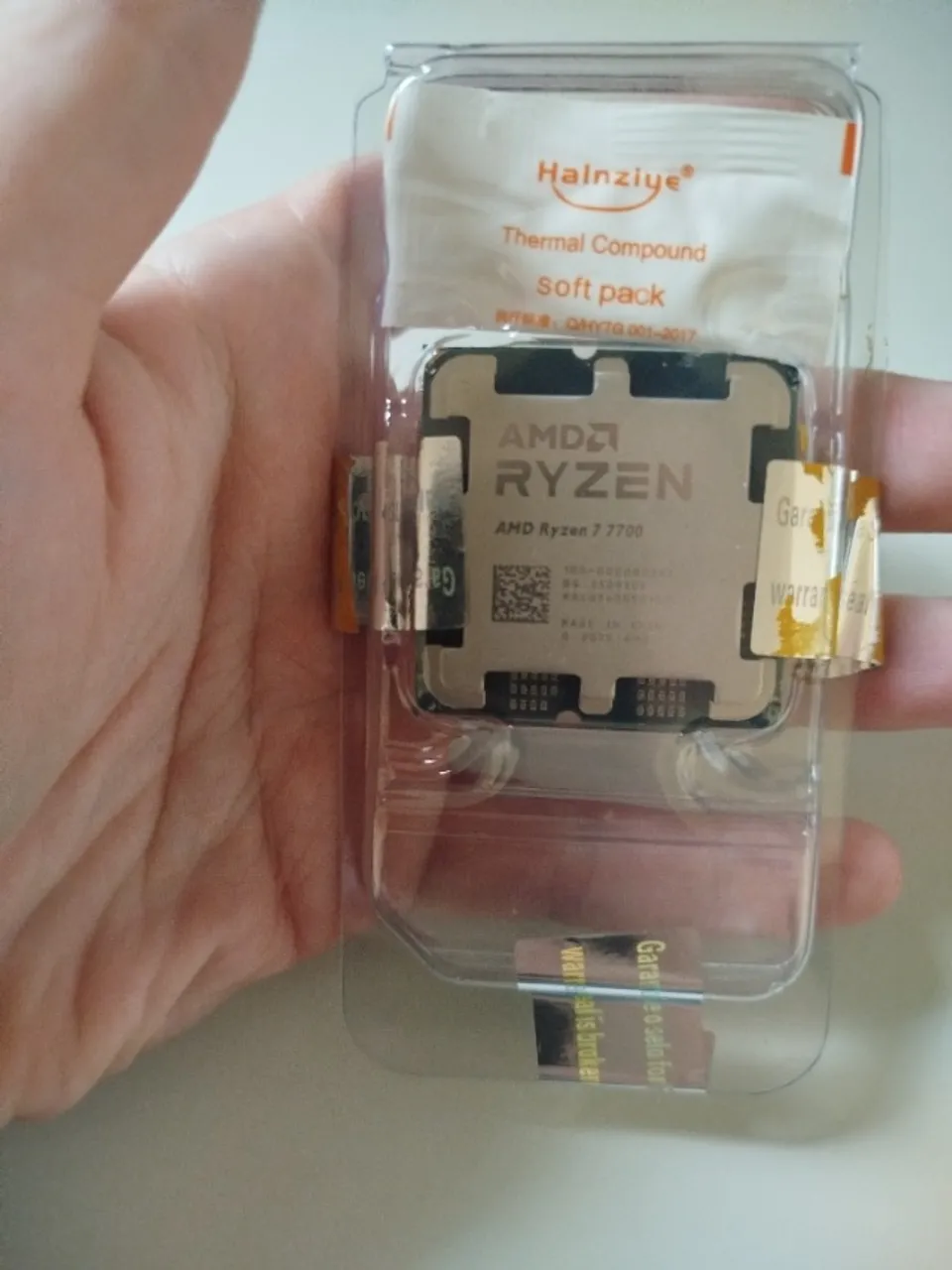 Processador AMD Ryzen 7 7700 - (NOVO E SEM CAIXA)
