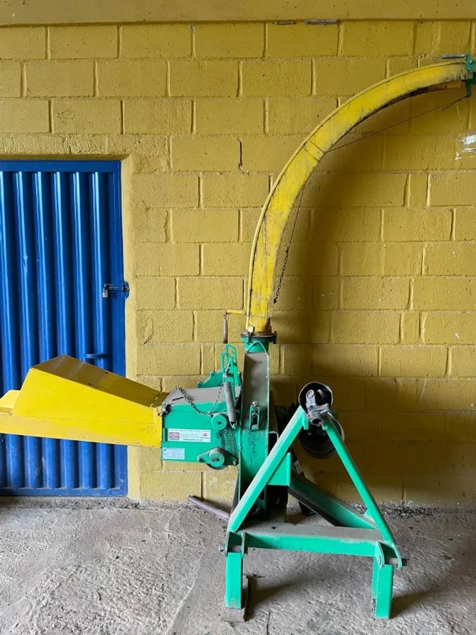 Picadeira de capim acoplável em trator - Foto 4