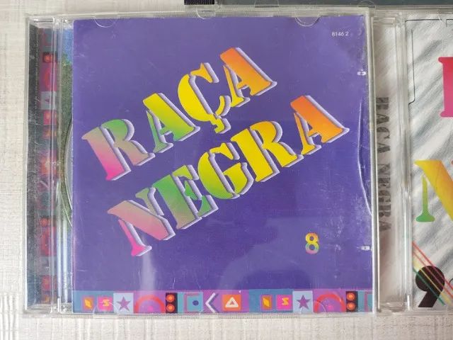 Kit 3 Cds Raça Negra Chuva Cai 8 Não Posso Aceitar 6 É Disso (Usado)  - Foto 5