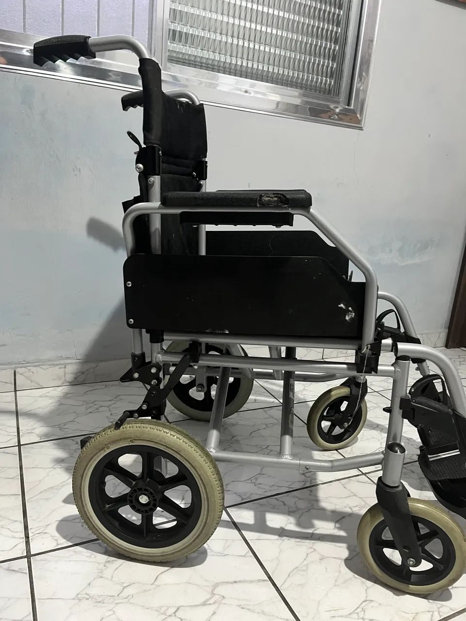 Locação Cadeira de Rodas - Foto 4