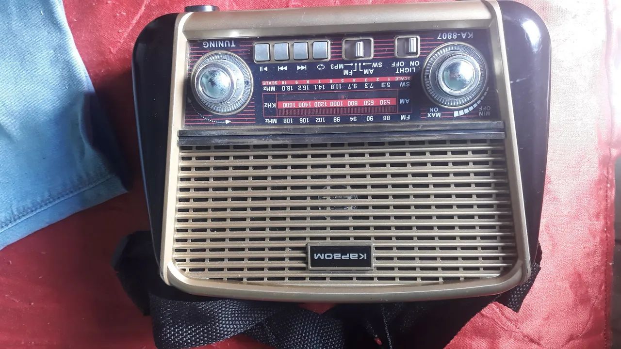 Rádio Portátil 50 - Foto 2