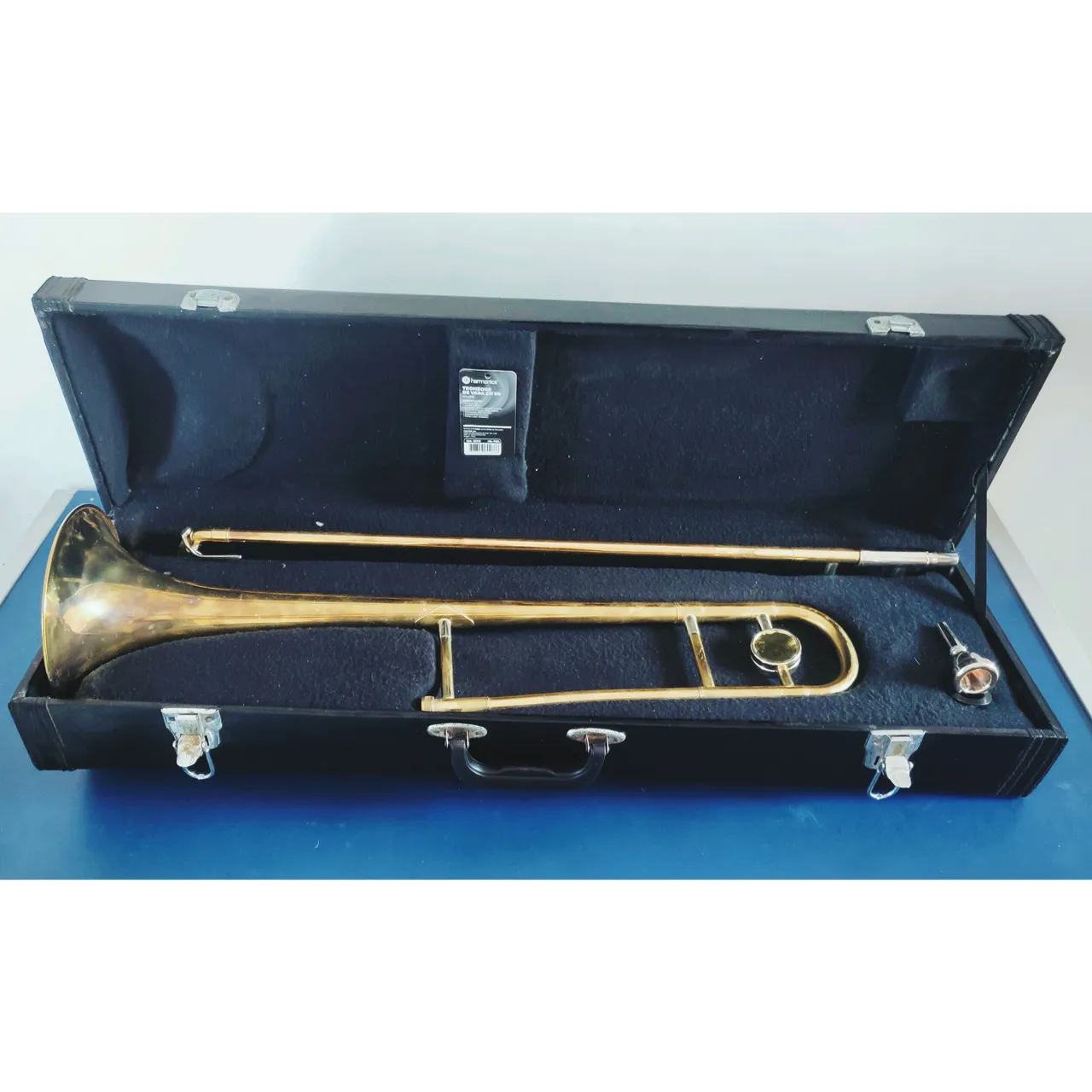 Vende se um trombone de vara em excelente estado Harmonics.<br>