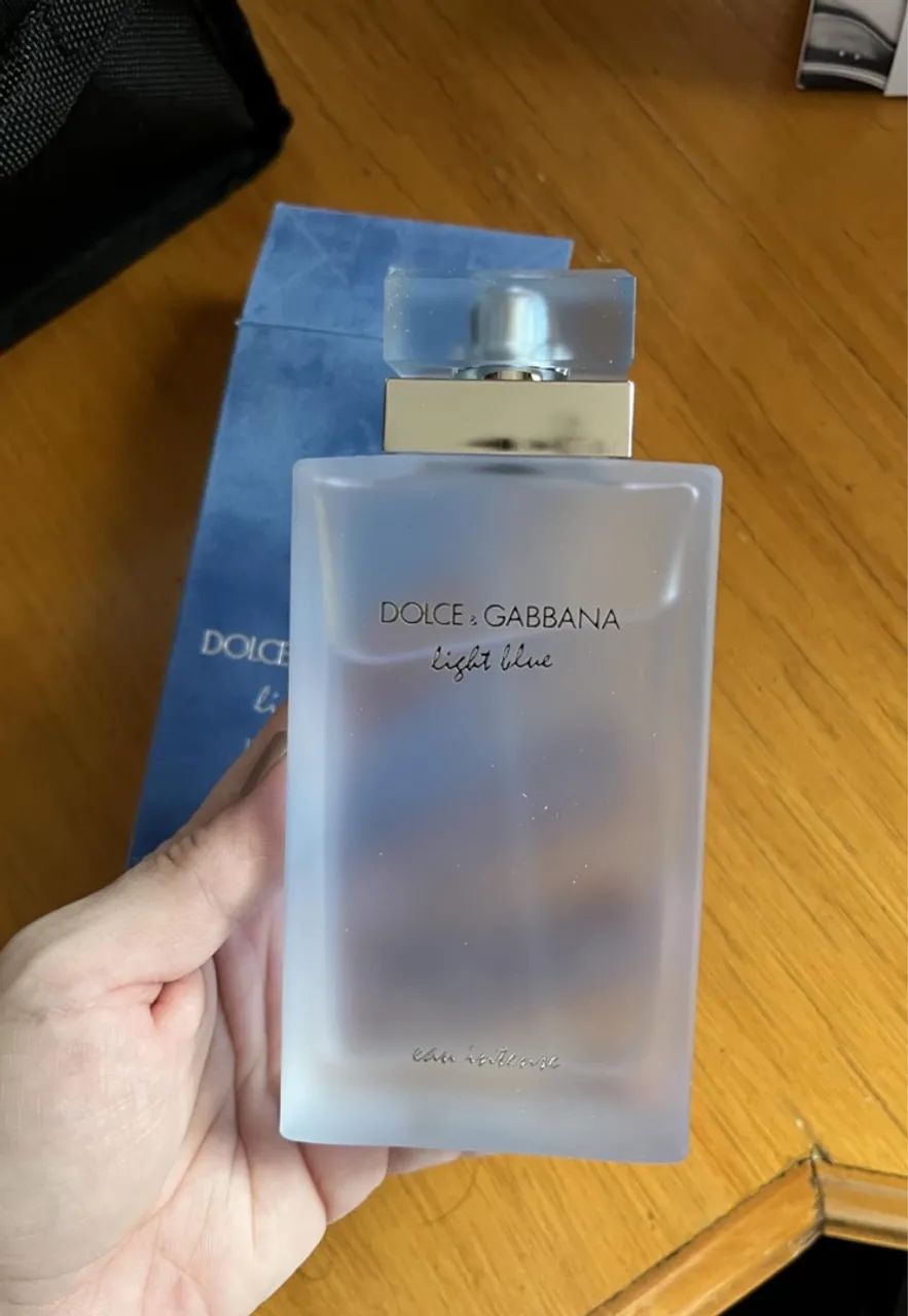 Perfume Dolce & Gabbana Light Blue Eau Intense - Foto 2