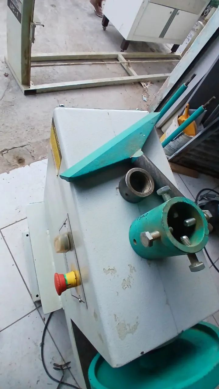 Torno Baldan 1300mm 2cv Para Madeira - Foto 3