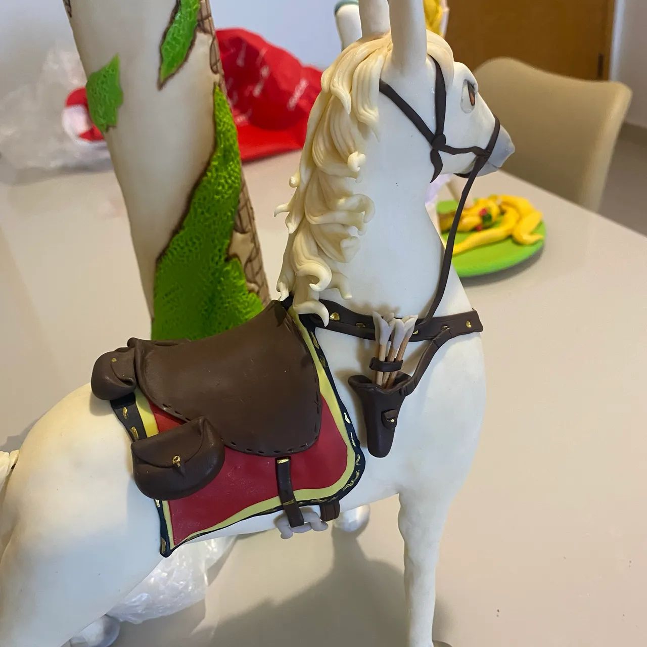 Personagens Rapunzel em biscuit  - Foto 4