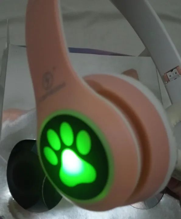 Fone bluetooth RGB gatinha 