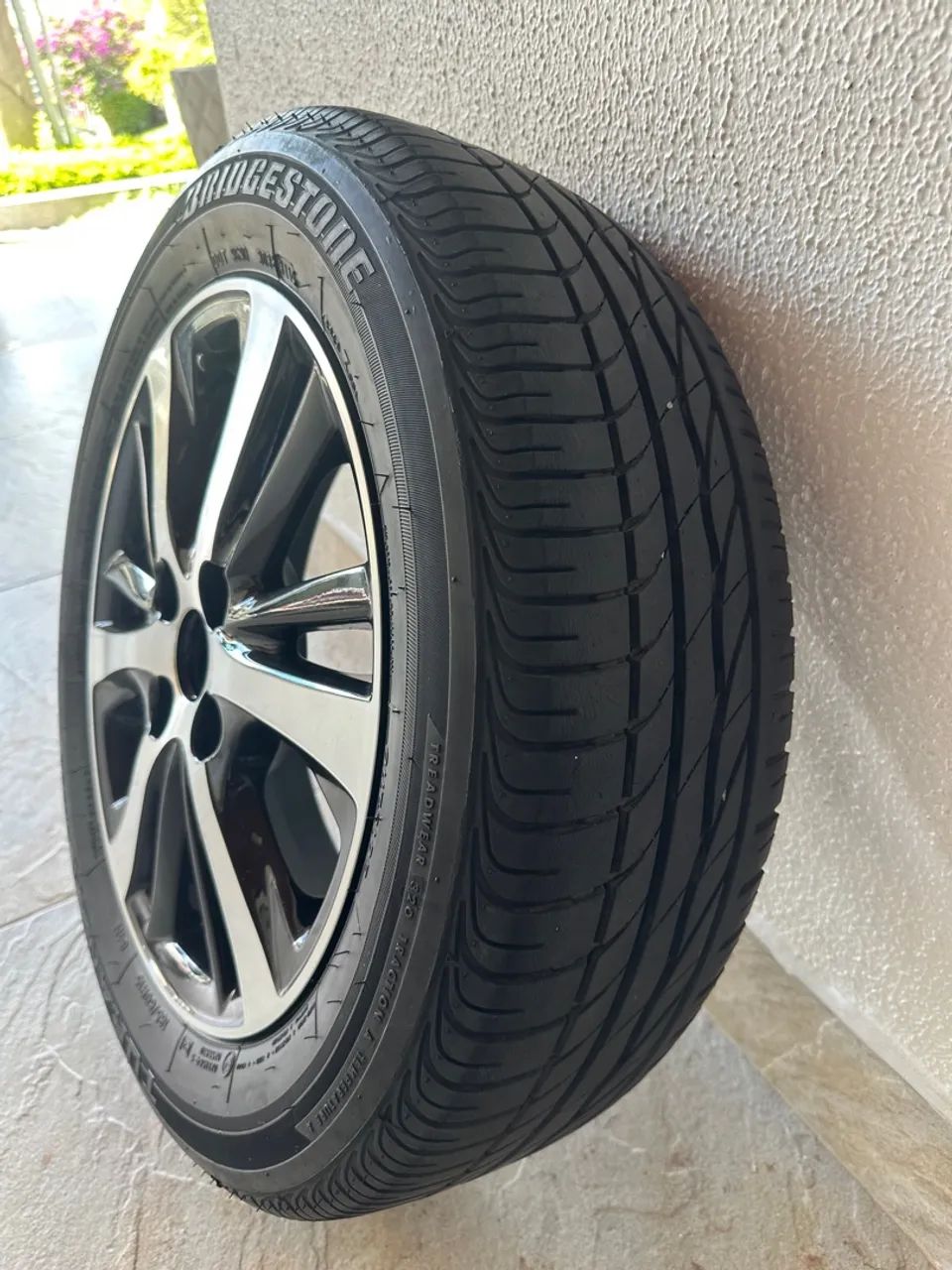 Roda + pneu Toyota Yaris - Foto 2