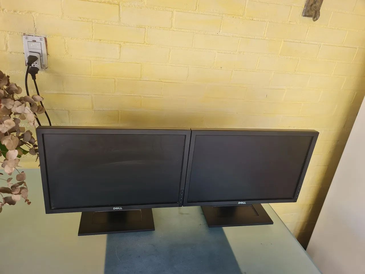 Monitores Dell64385329714433120
