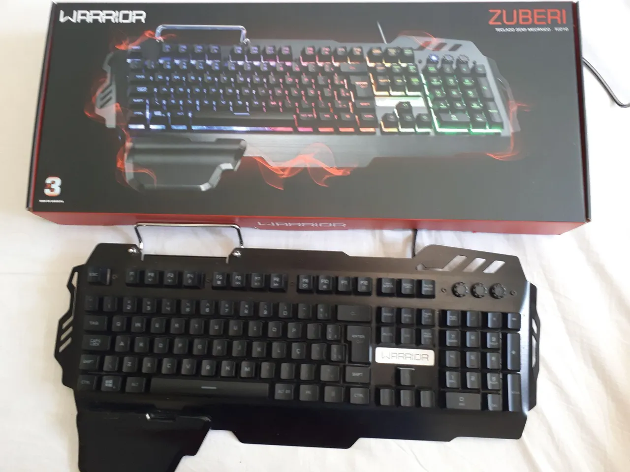 Teclado Gamer Warrior ZUBERI - Seminovo