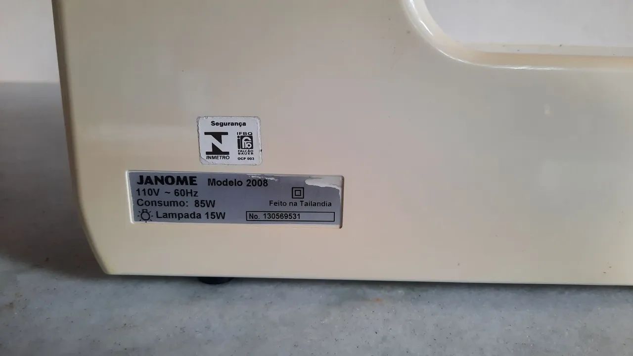 Máquina de Costura Janome 2008 - Usada - Foto 4