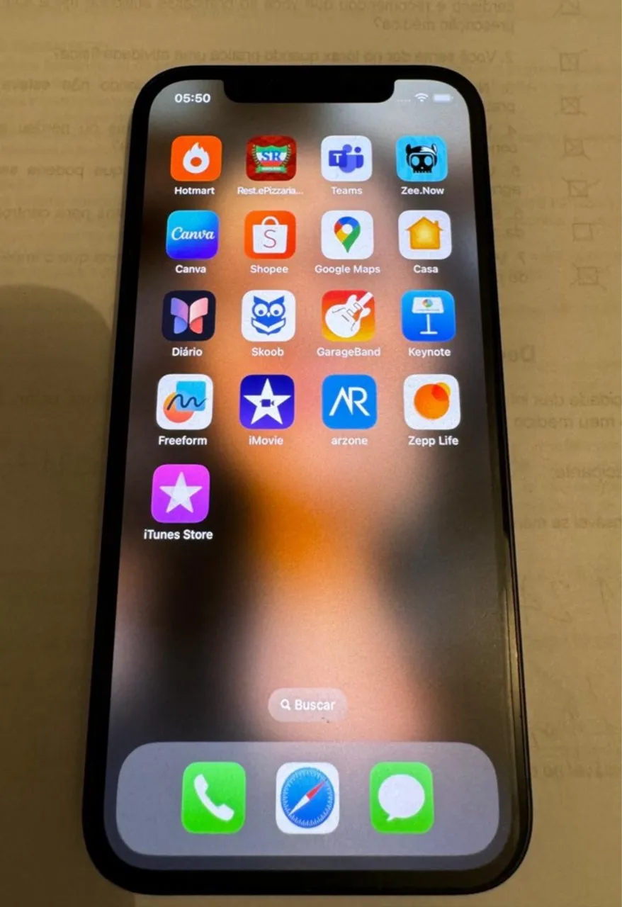 iPhone 12 com 84% bateria