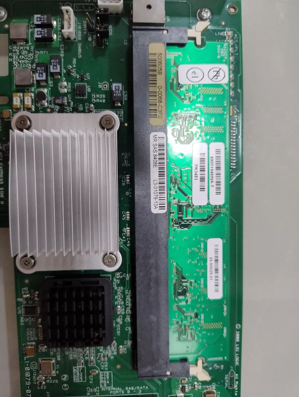 CONTROLLER LSI MR SAS 8408E D29815-151 RAID 256MB PCIe x8 - Foto 3