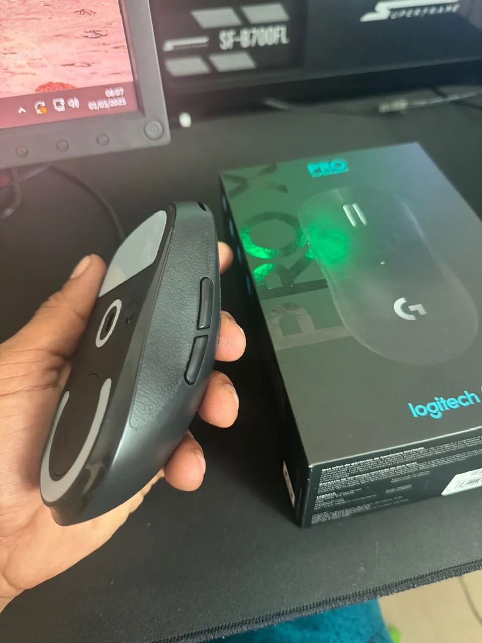 Mouse Logitech G Pro X Superlight - Semi novo | Bluetooth | R$450 - Foto 3