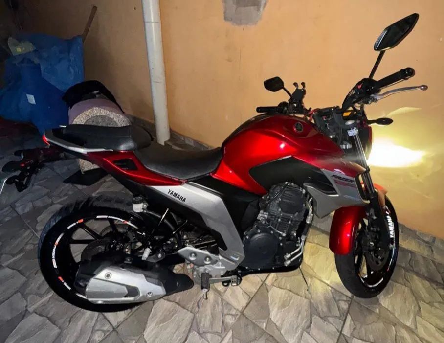 Fz25 fazer 250cc