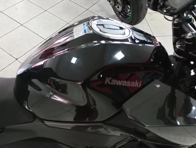 KAWASAKI Z 400 2024 - Foto 7