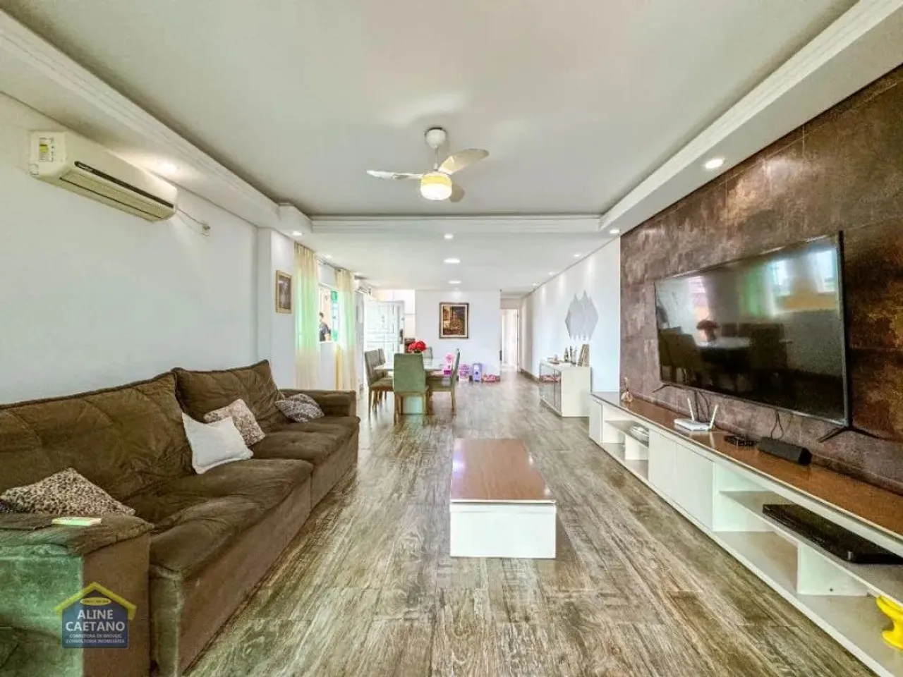Sobrado no Boqueirão Comercial / RESIDENCIAL c/ 451 m2