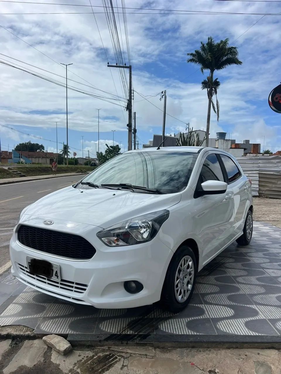 Ford Ka todo original 89 mil km ipva 25 pago 