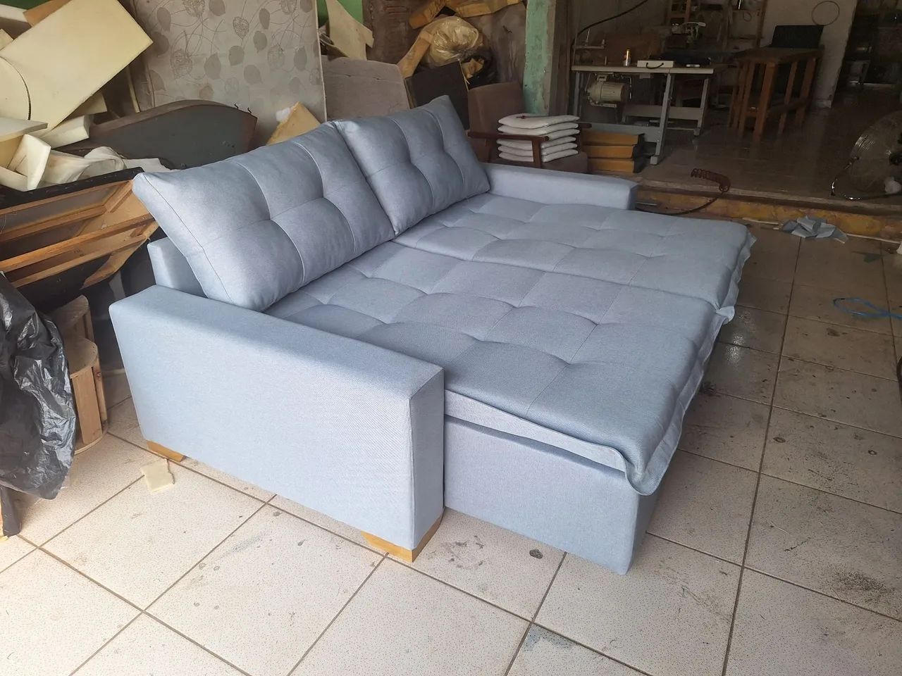 Sofa caixa zero 2metros e 20 todas as cores só por encomenda  - Foto 2