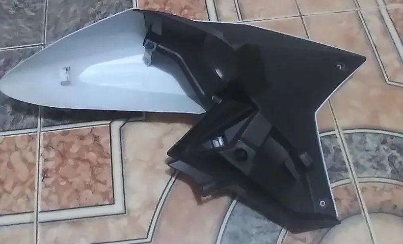 Carenagem esquerdo titan - Foto 2