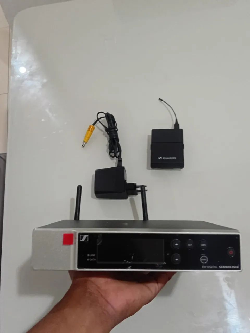 Transmissor Sem Fio Sennheiser EW-D64363327822467124