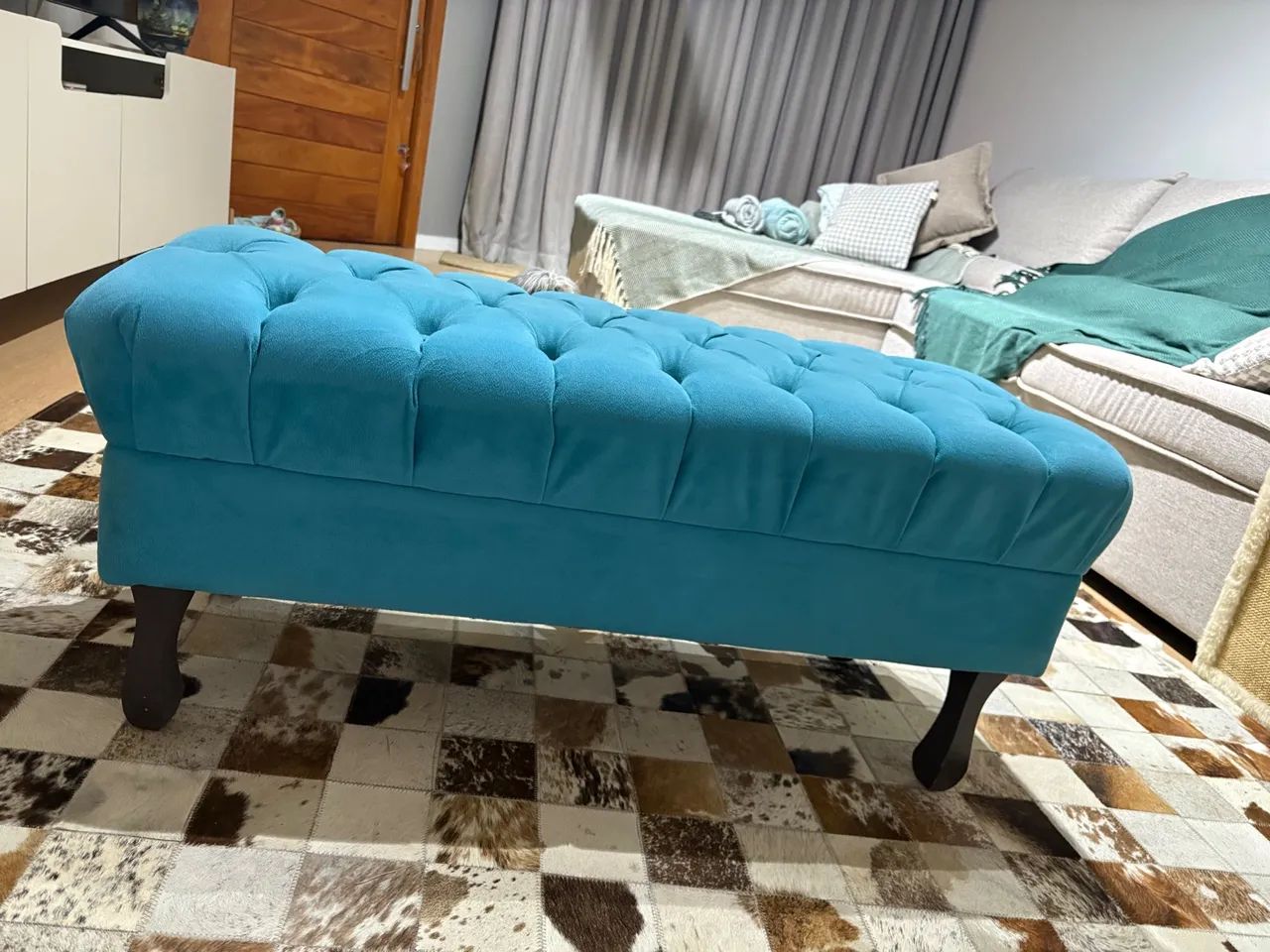 Puff recaime Turquesa Charmoso com Detalhes em Botonê