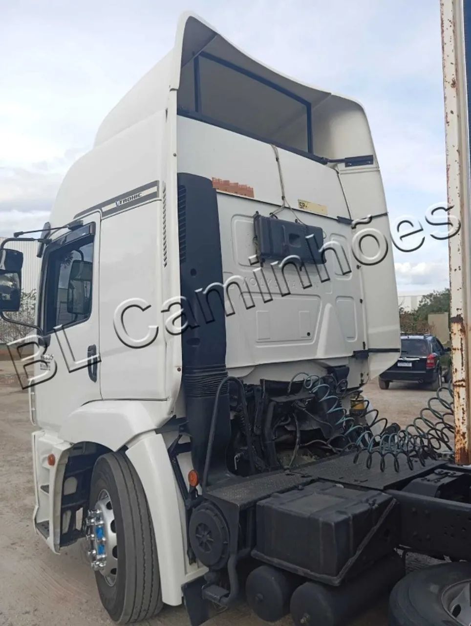 Vw 19-330, ano 2014, Pneus novos, Revisado. - Foto 6