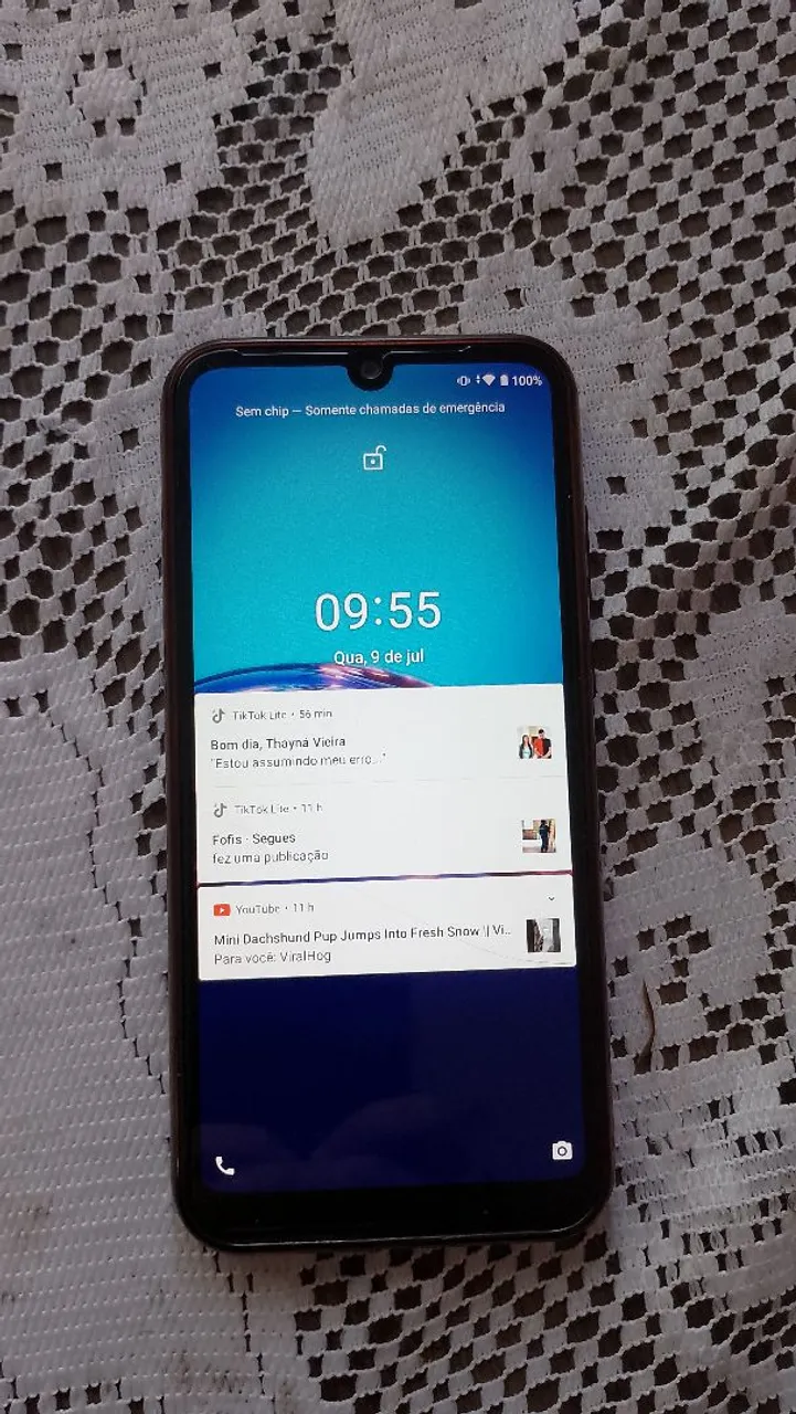 Celular moto E6