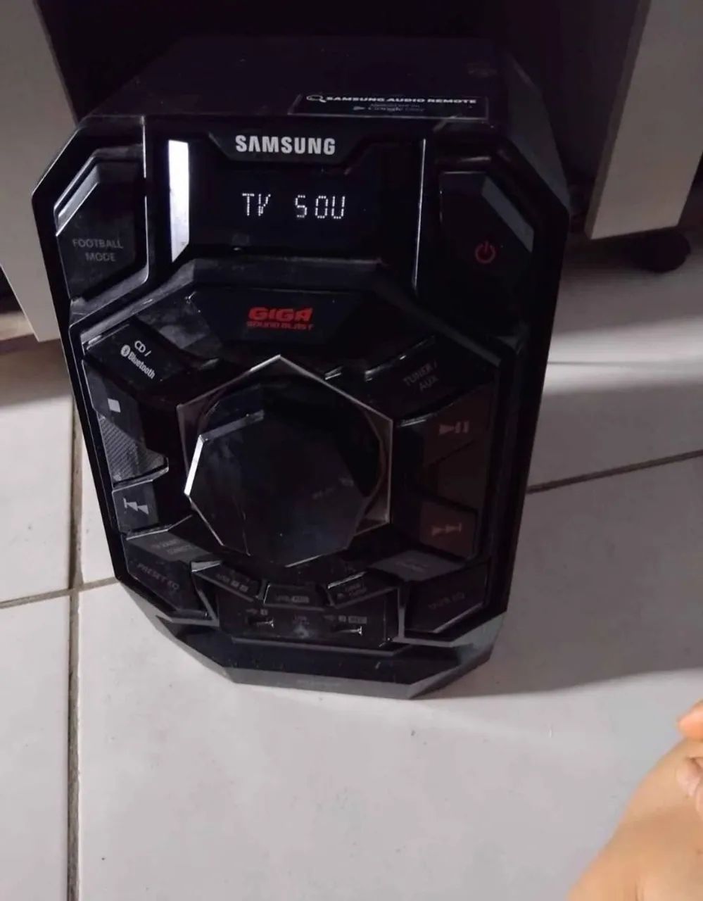 Som Samsung TV Sound Bar Gigastand Blast