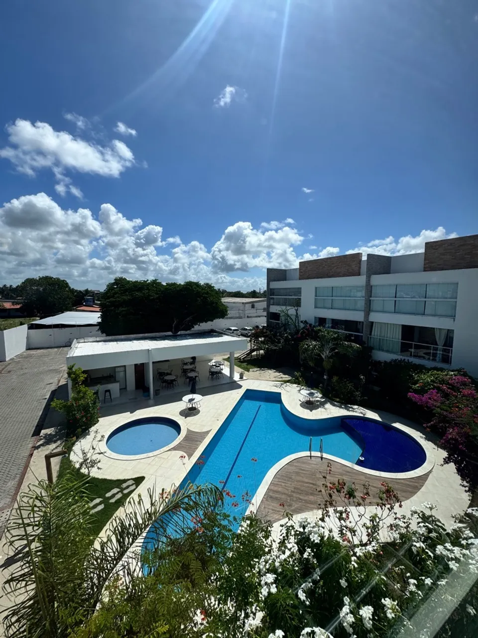 Alugo apartamento no Francês