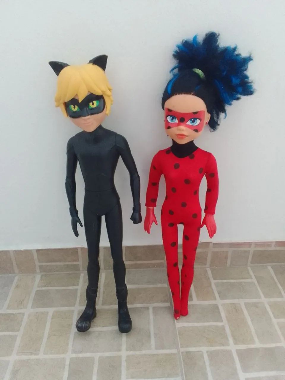Miraculous Ladybug e Cat Noir - 55 cm.