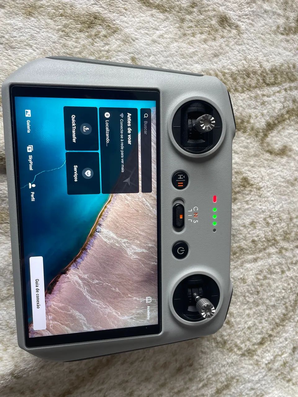 Controle zerado com tela 