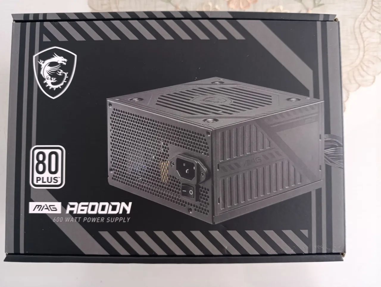 Fonte MSI 600W com selo 80 plus white - Foto 4