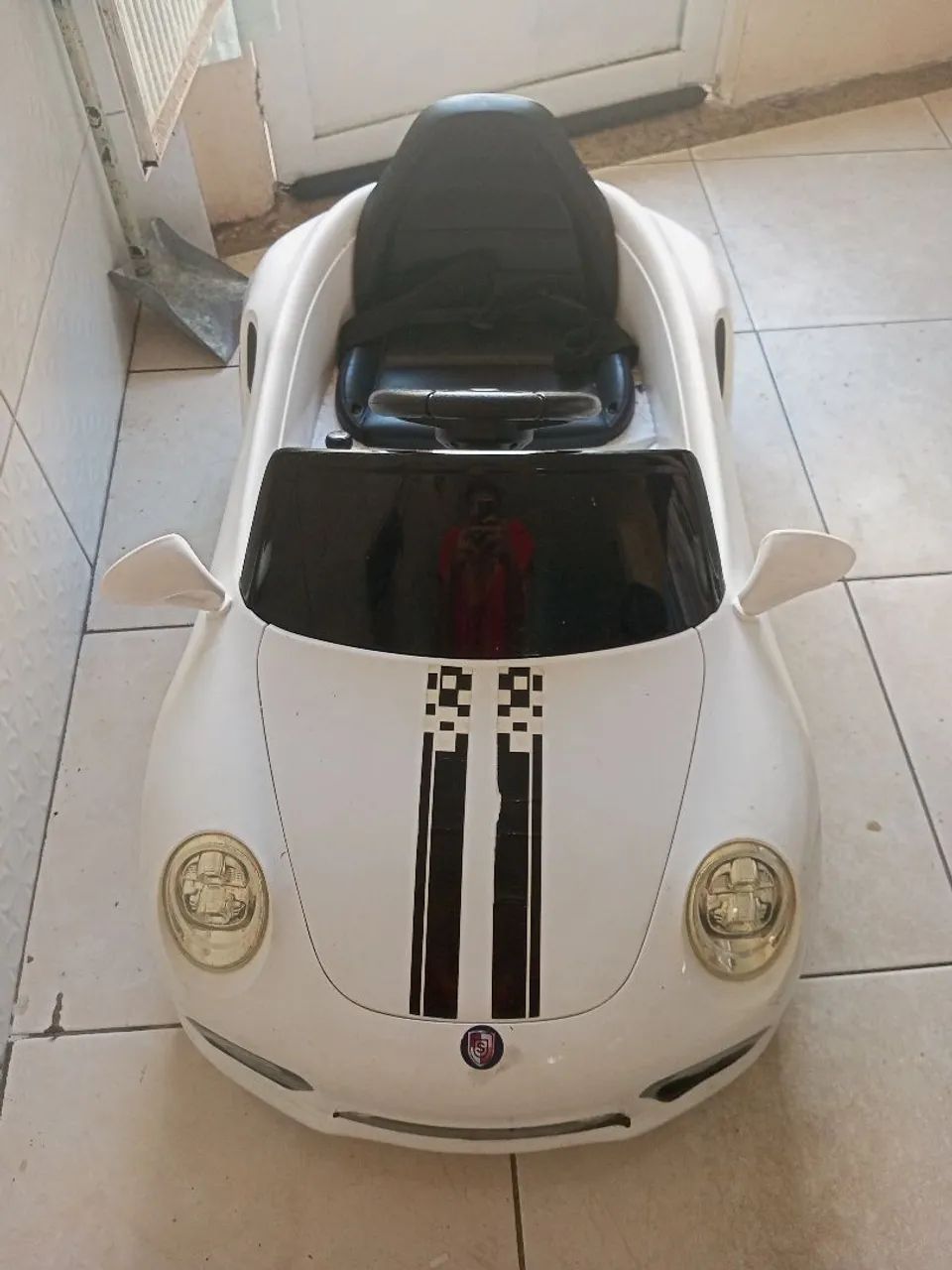 Carro elétrico infantil