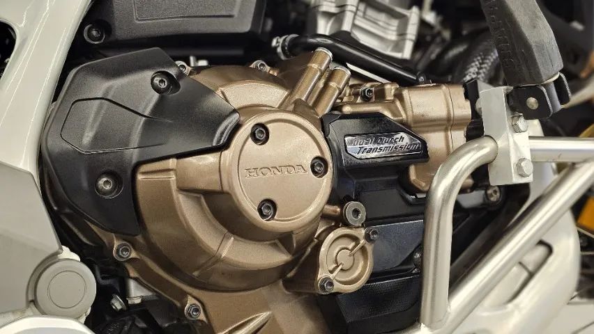Honda - CRF 1100L AFRICA TWIN ADV - 2021 - Branca - Foto 4