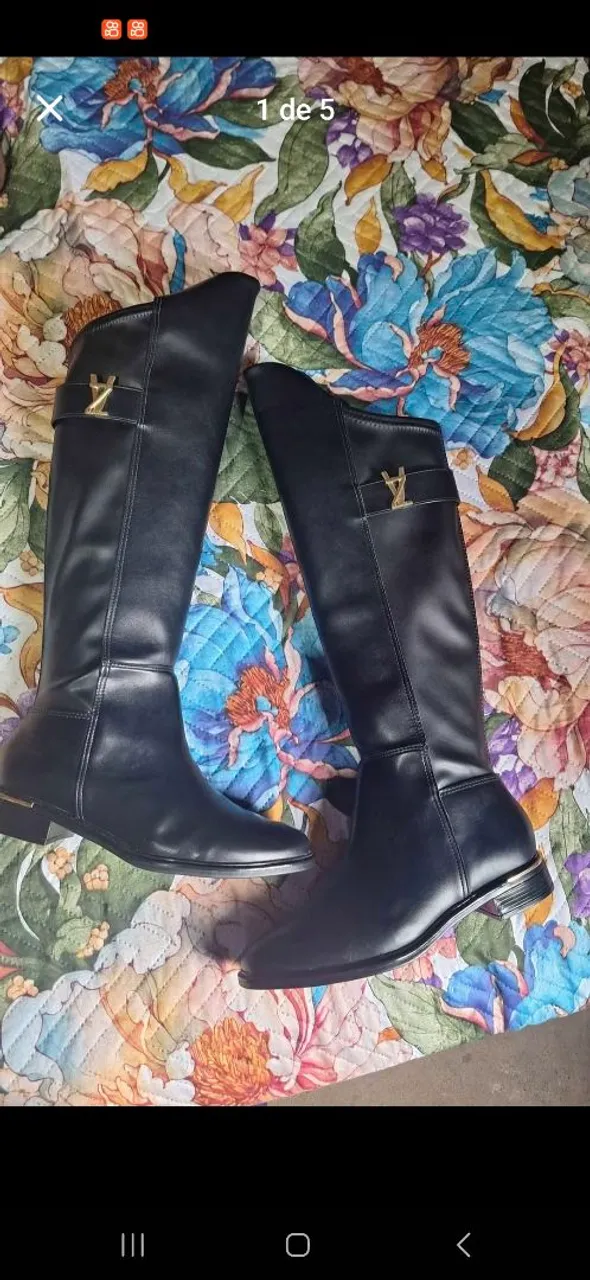 Botas de cano alto pretas