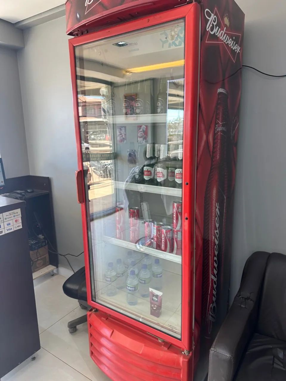 Freezer vertical, expositor de bebidas 