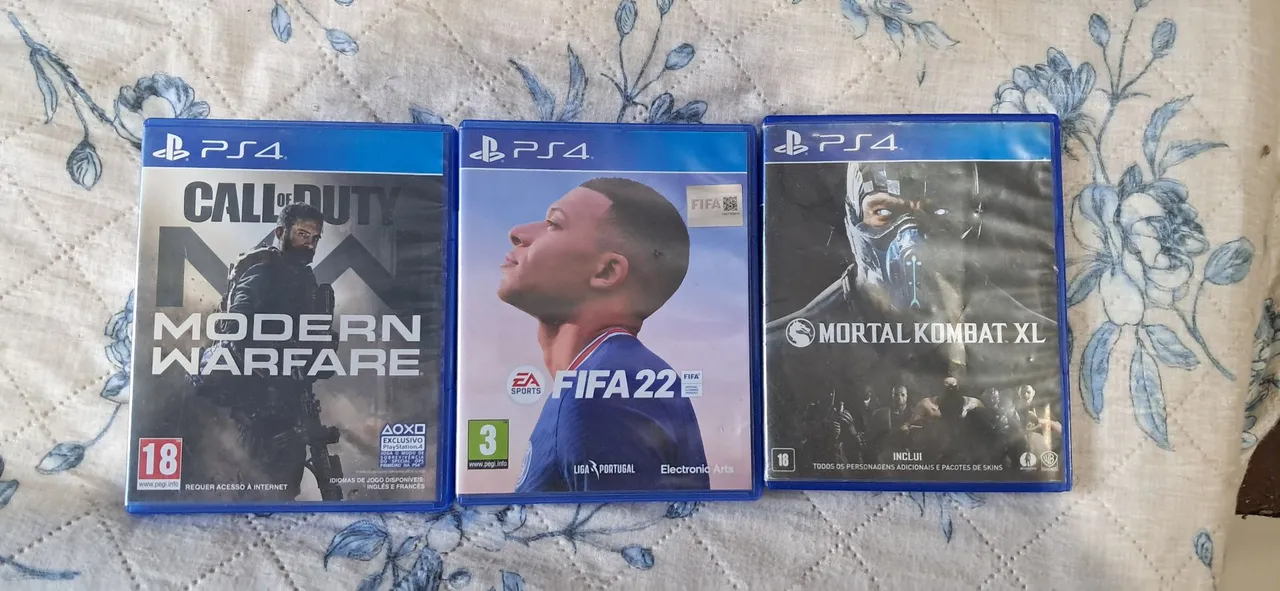 Jogos PlayStation 4 - Call of Duty, FIFA 22, Mortal Kombat X e Mortal Kombat XL