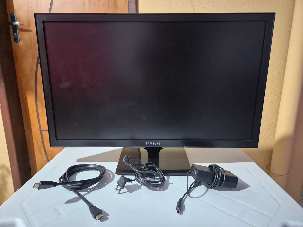 Monitor Samsung - Perfeito para suas tarefas!64289461850625120