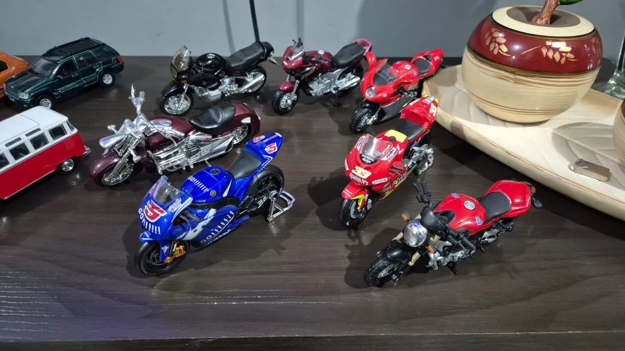 Miniaturas 1/43 - Hobbies e coleções - Veneza, Ipatinga 1458514946