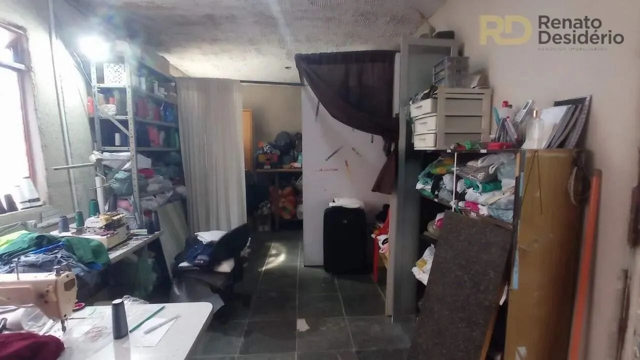 TERRENO 360M² COM CASA - LOJA E BARRACÕES - Foto 2