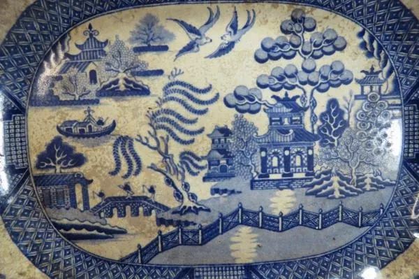 PORCELANA ANTIGA - TRAVESSA em FAIANÇA marca GUSTAVSBERG