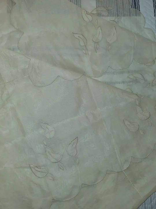 Toalha de Mesa de Algodão Bordada - Foto 2